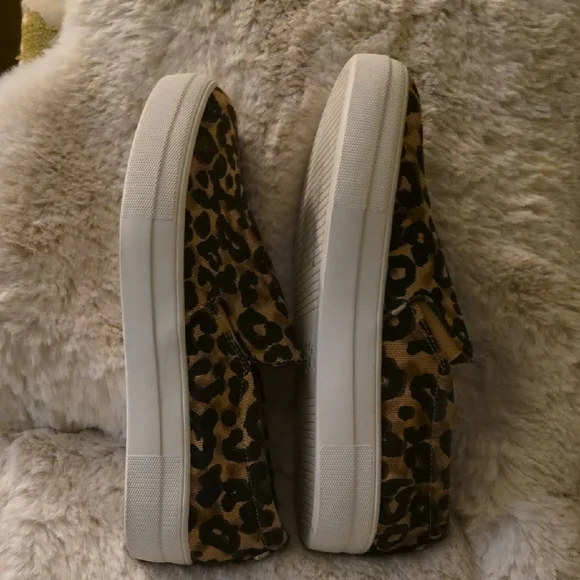 EUC Steve Madden Animal Print Slip-On Shoes-Size 10 - Picture 3 of 4